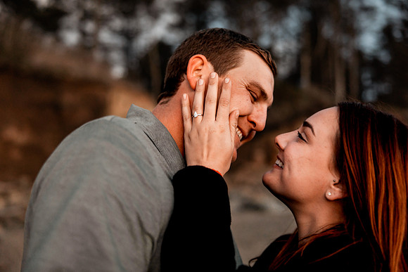 cole-jenn-suprise-proposal-otter-crest-beach-depoe-bay-oregon-photos-0103