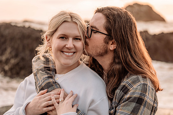 Jake-Yaquina-Head-Surprise-Proposal-Newport-Oregon-9539
