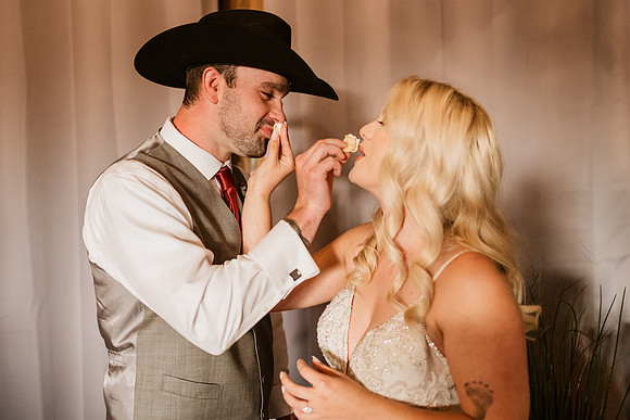Gage-Mckayla-Adeline-Farm-Wedding-Photos-2021-0415