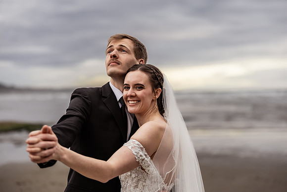Nathan-Lacey-Newport-Oregon-Elopement-Photos-2025 (67 of 101)