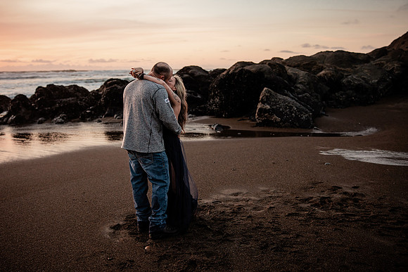 Stuart-Monique-Lincoln-City-Fogarty-creek-Oregon-Couples-Photos-3253