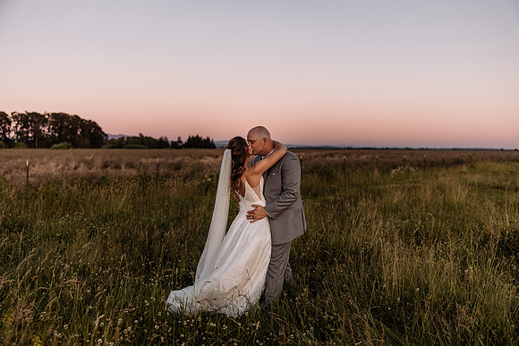 Chris-Victoria-Wedding-Photos-2022-Oregon-PORTRAITS (88)