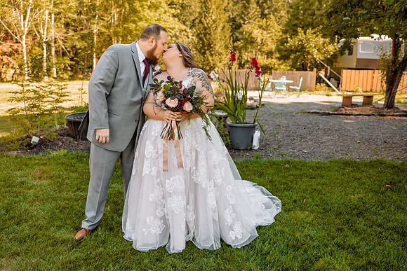 Taylor-Kim-Wedding-Lavender-Owl-Farm-Canby-Oregon-0496