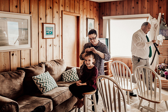 Annie-Ryan-Lincoln-city-roads-end-park-oregon-elopement-photos-7