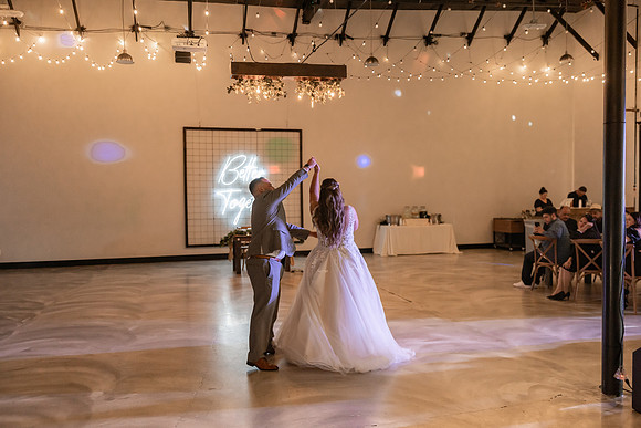 Kara-Sam-Simple-Affairs-Vegas-Wedding-Photos-261