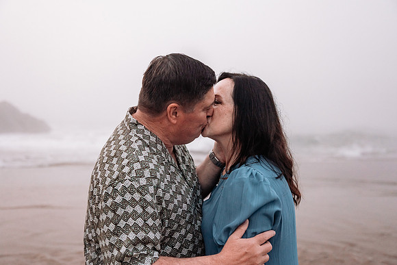 Family-Photos-2024-Lincoln-City-Oregon-54
