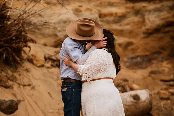 Trevyn-Ky-Otter-Crest-Devils-Punchbowl-Depoe-Bay-Oregon-Elopement-Photos-9522