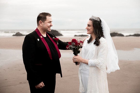 Bennett-Oregon-Elopement-photos-2