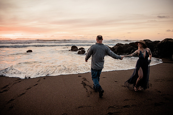 Stuart-Monique-Lincoln-City-Fogarty-creek-Oregon-Couples-Photos-3496