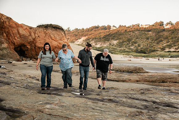 Cape-Kiwanda-Oregon-Family-Photos-2025 (52 of 65)