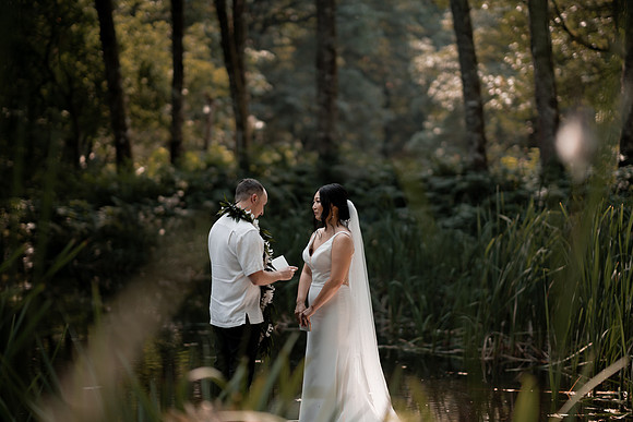 Ryan-Lynsie-Bridal-Veil-Lakes-Portland-Oregon-Weddingg-17