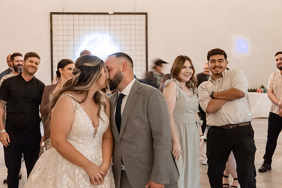 Kara-Sam-Simple-Affairs-Vegas-Wedding-Photos-334