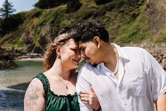 Yaquina-Engagement-Photos-2025 (13 of 33)