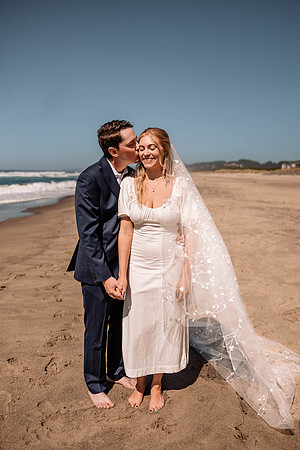 Graeson-Helen-Neskowin-Elopement-Photos-9331