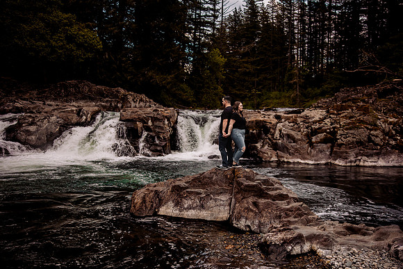 Keenan-lacey-Lucia-Falls-Washington-Engagement (42 of 53)