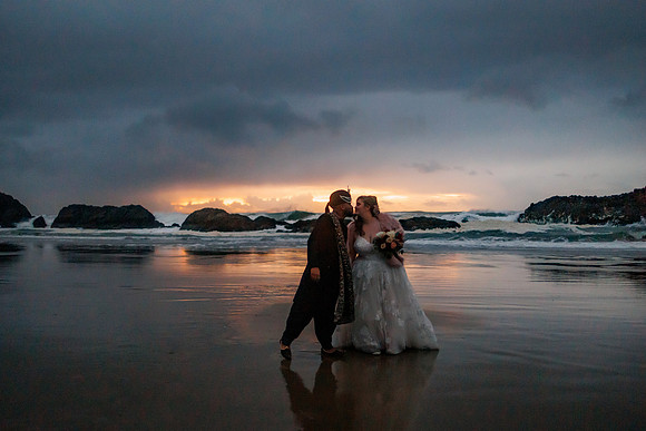 Tandi-Bobby-Seal-Rock-Oregon-Intimate-Elopement-photos-0630-2