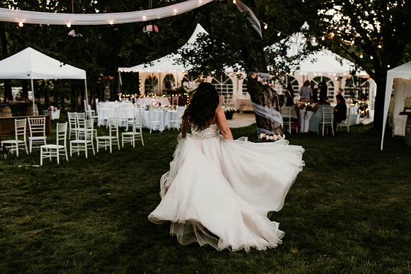 Connor-Cierra-Ranier-Washington-Barn-Rustic-Wedding-Washington-Wedding-Photos-0823