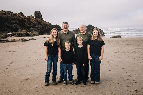 Aubrei-Family-Photos-2024-9