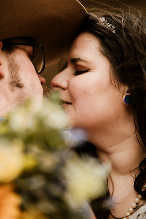 Trevyn-Ky-Otter-Crest-Devils-Punchbowl-Depoe-Bay-Oregon-Elopement-Photos-9796