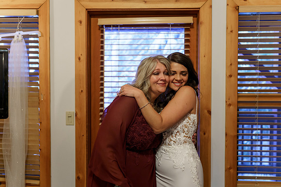 Tyler-Brittani-Lake-Priest-Idaho-Winter-Snow-Wedding-2021-03097