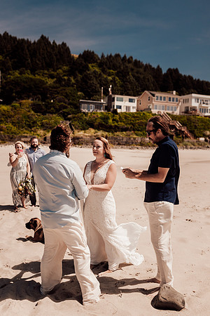 Ty-Sandy-lincoln-city-oregon-roads-end-elopement-photographer-9424