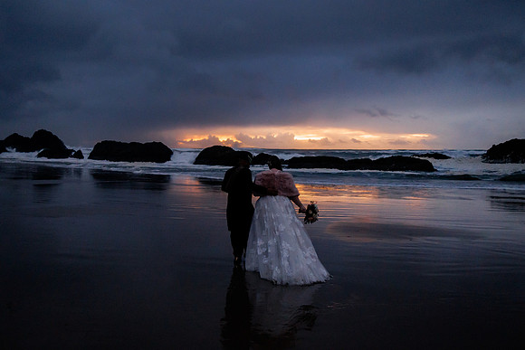 Tandi-Bobby-Seal-Rock-Oregon-Intimate-Elopement-photos-0535