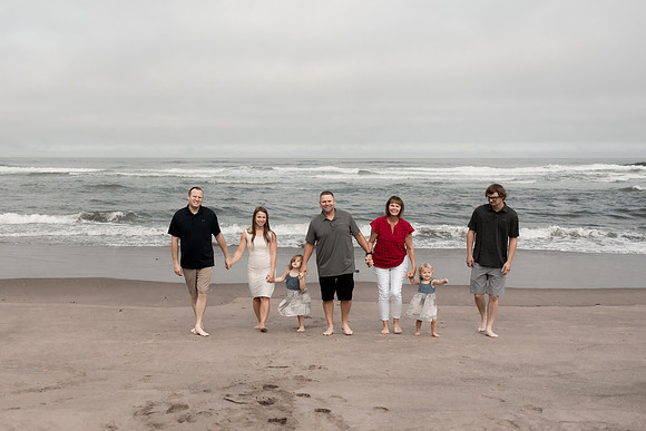 Family-Photos-2024-Lincoln-City-Oregon--32