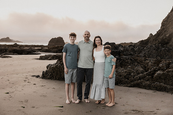 NATALIE-Family-Vacation-Photos-Lincoln-City-Oregon-2025 (1 of 52)