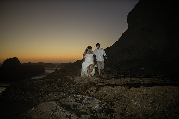 Anthony-Drayann-roadsend-lincoln-city-oregon-elopement-photos-8160