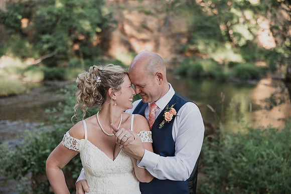 Derrick-Kenzie-Navarra-Gardens-Willamina-Oregon-Wedding-Photos (318 of 436)