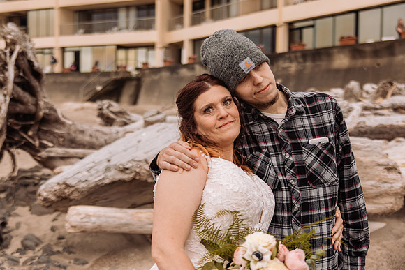 Jeff-April-Inn-Spanish-Head-Lincoln-City-oregon-Wedding-2022 (163 of 299)