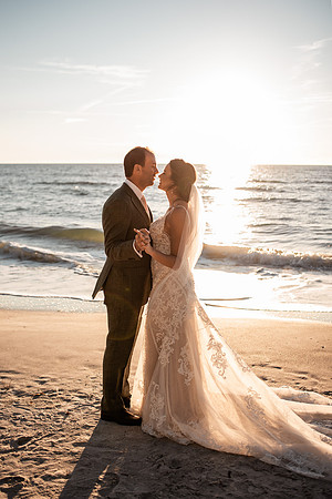 Bennett-Tamra-Sunset-Beach-House-Wedding-Saint-Peterburg-Florida-2021-6306