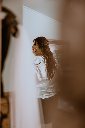 DYLAN-CLAIRE-WEDDING-GETTING-READY-13