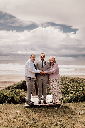 Annie-Ryan-Lincoln-city-roads-end-park-oregon-elopement-photos-57