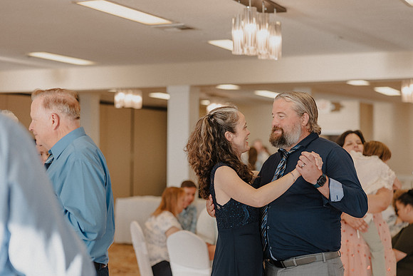 Marcus-Lori-Chinook-Winds-Seafood-Grille-Lincoln-City-Oregon-Wedding-Photos (371 of 477)