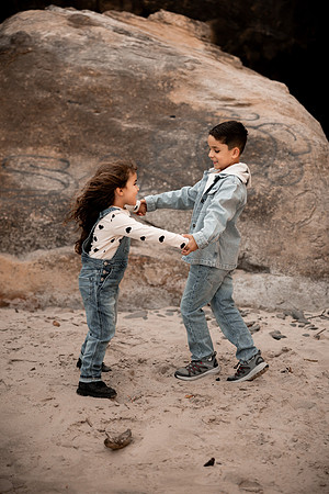 Kristina-family-photos-2025-Hug-Point-Oregon (4 of 51)