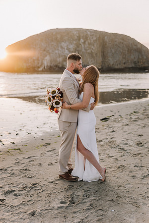 JARED-ALEX-SEAL-ROCK-OREGON-ELOPEMENT-PHOTOS (224 of 241)