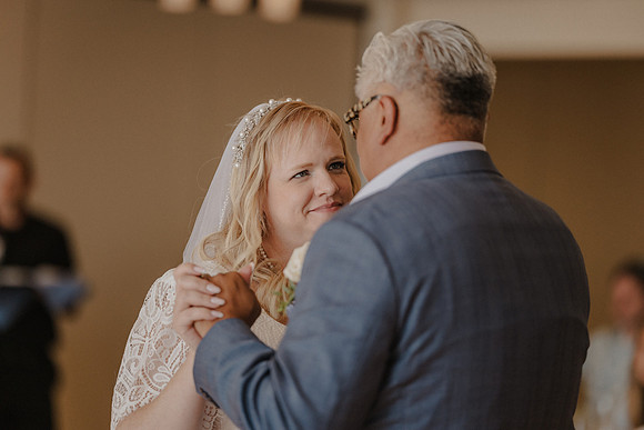 Marcus-Lori-Chinook-Winds-Seafood-Grille-Lincoln-City-Oregon-Wedding-Photos (290 of 477)