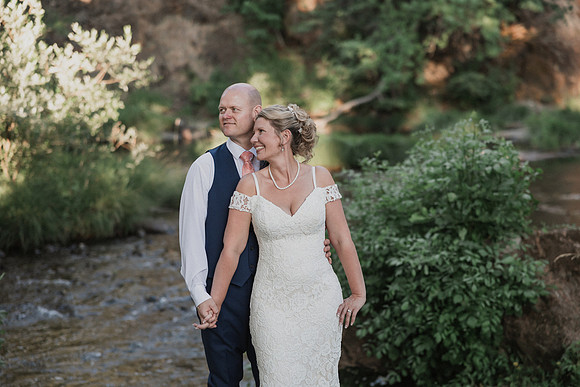 Derrick-Kenzie-Navarra-Gardens-Willamina-Oregon-Wedding-Photos (325 of 436)