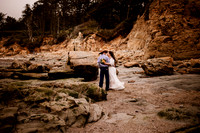 Trevyn-Ky-Otter-Crest-Devils-Punchbowl-Depoe-Bay-Oregon-Elopement-Photos-9997