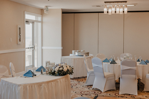 Marcus-Lori-Chinook-Winds-Seafood-Grille-Lincoln-City-Oregon-Wedding-Photos (177 of 477)