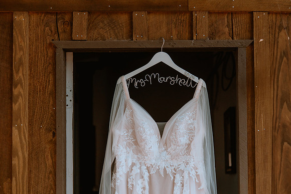DYLAN-CLAIRE-WEDDING-DETAIL-PHOTOS-37