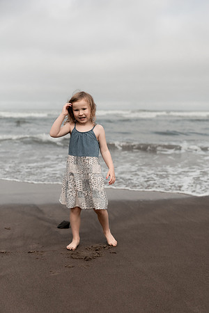 Family-Photos-2024-Lincoln-City-Oregon--35