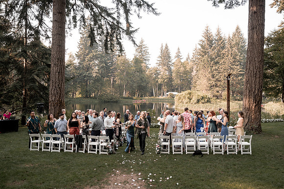 Ryan-Lynsie-Bridal-Veil-Lakes-Portland-Oregon-Weddingg-50