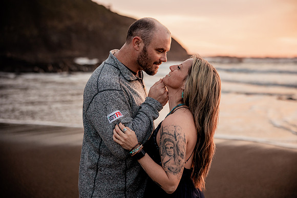 Stuart-Monique-Lincoln-City-Fogarty-creek-Oregon-Couples-Photos-3063