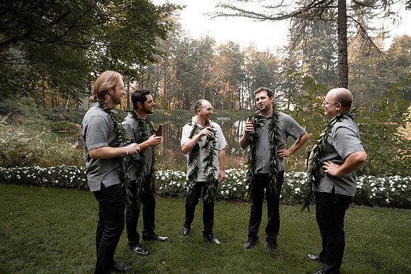 Ryan-Lynsie-Bridal-Veil-Lakes-Portland-Oregon-Weddingg-122