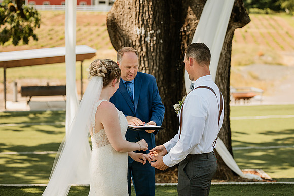 Brad-Jessica-Redland-Family-Farm-Oregon-City-Wedding-Photos-4135