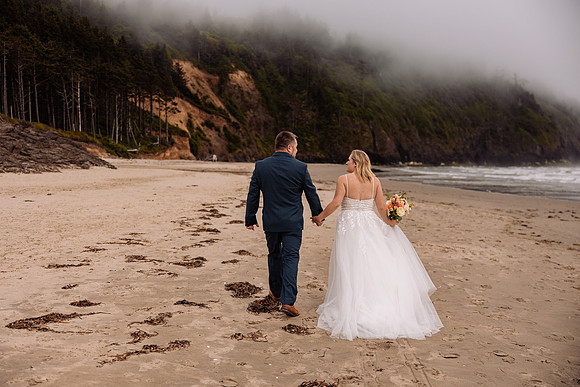 Justin-Emily-Elopement-Cape-Lookout-Tillamook-Oregon-Photos (22 of 61)