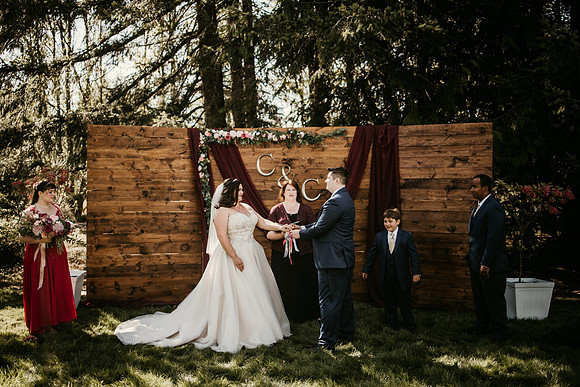 Connor-Cierra-Ranier-Washington-Barn-Rustic-Wedding-Washington-Wedding-Photos-7039