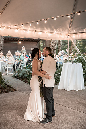 Ryan-Lynsie-Bridal-Veil-Lakes-Portland-Oregon-Weddingg-19